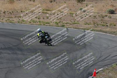 media/Apr-20-2025-AHRMA (Sun) [[393a79c373]]/Race/Group 12 early race/Turn 4b/